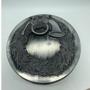 Vintage Christmas Tin Pewter Wreath Horn Trumpet Candy Cookies‎ 5.25” Metzke